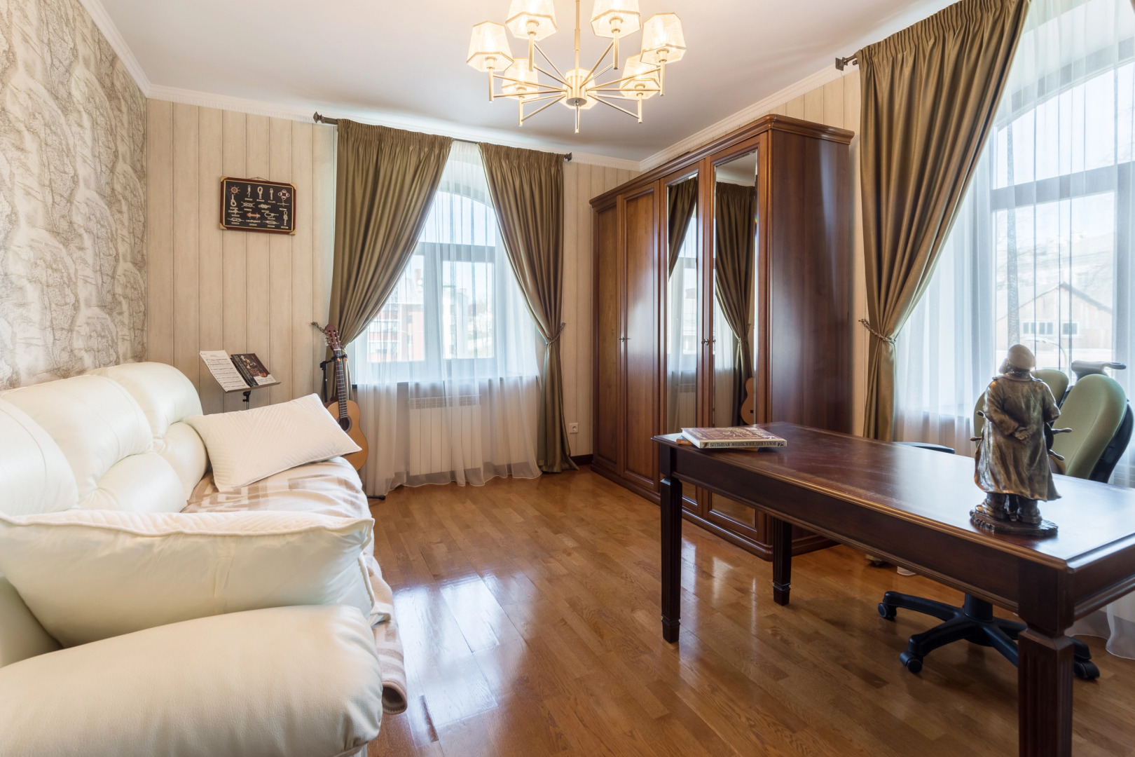 Апартаменты Большие красивые апартаменты напротив Кремля