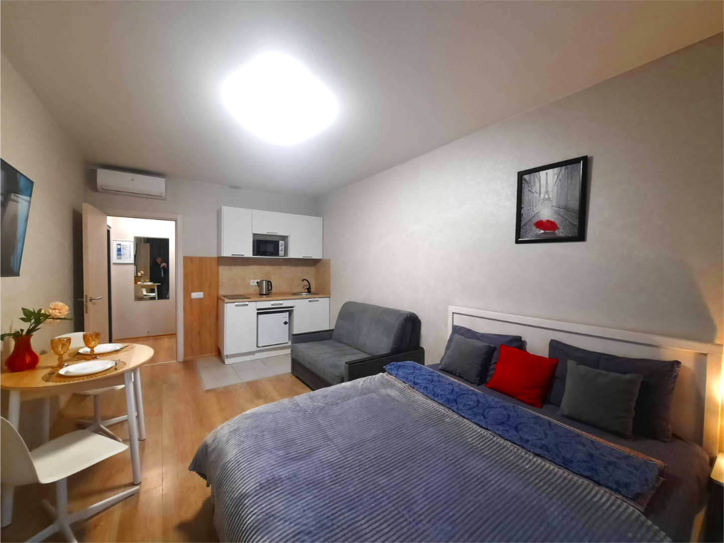 Квартира Третья Студия на Ларюшина 4/2