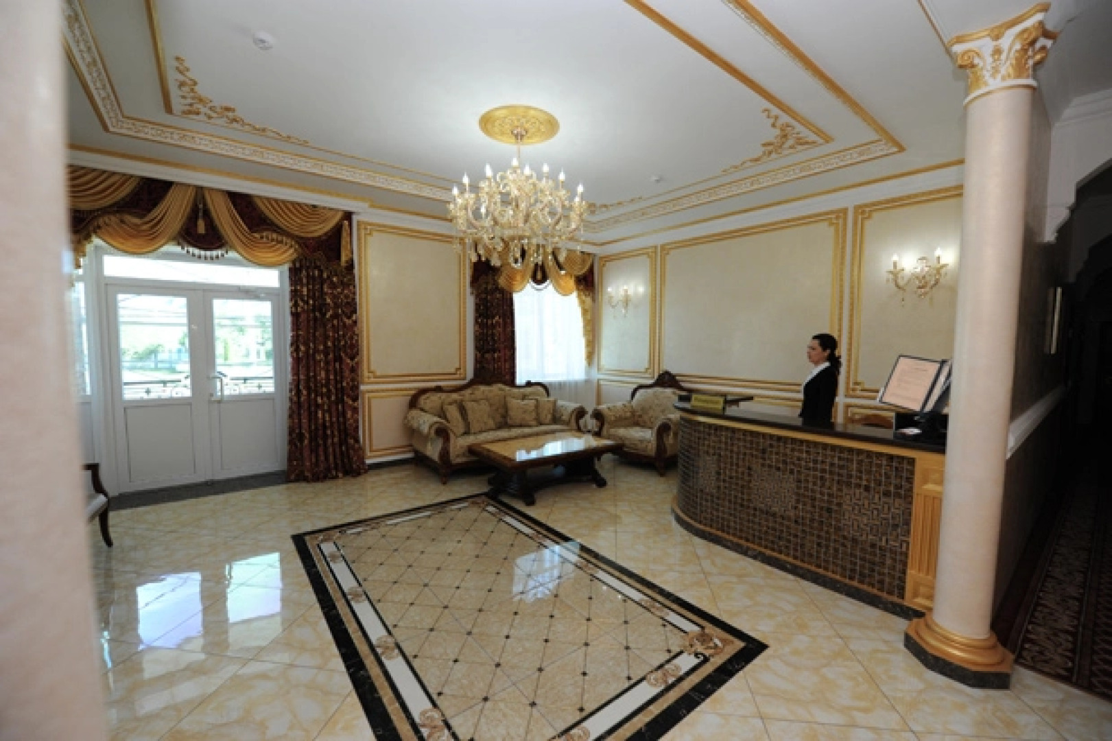 Отель Эдельвейс