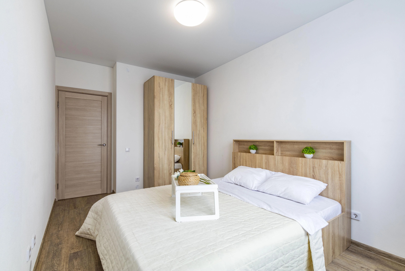 Квартира евродвушка BeGuest Крауля 89а для 4х гостей