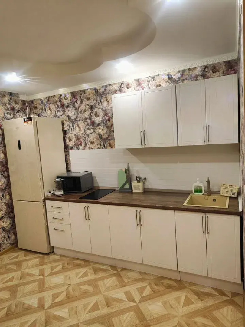 Квартира на бульваре 65 лет Победы