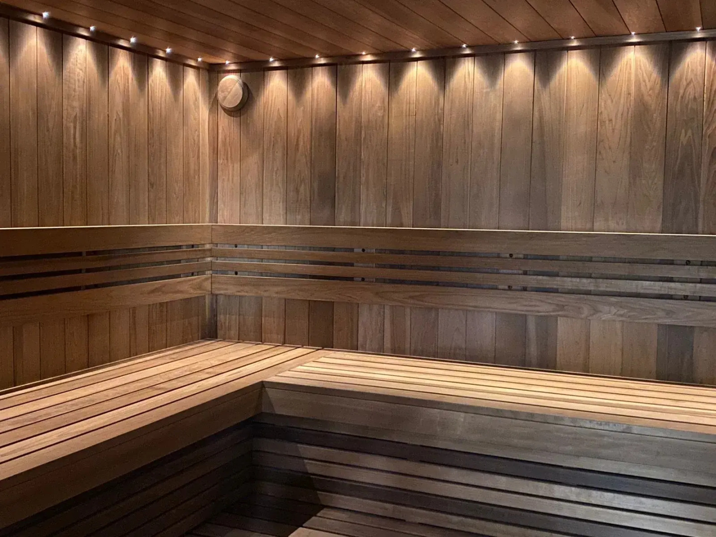 Апартаменты Hvoja в комплексе с бассейном на берегу Финского залива