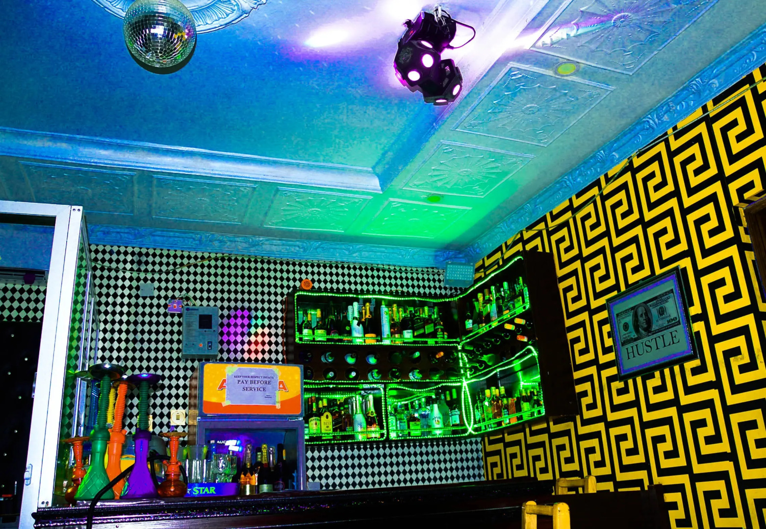 Отель LAKE SIDE HOTEL WARRI