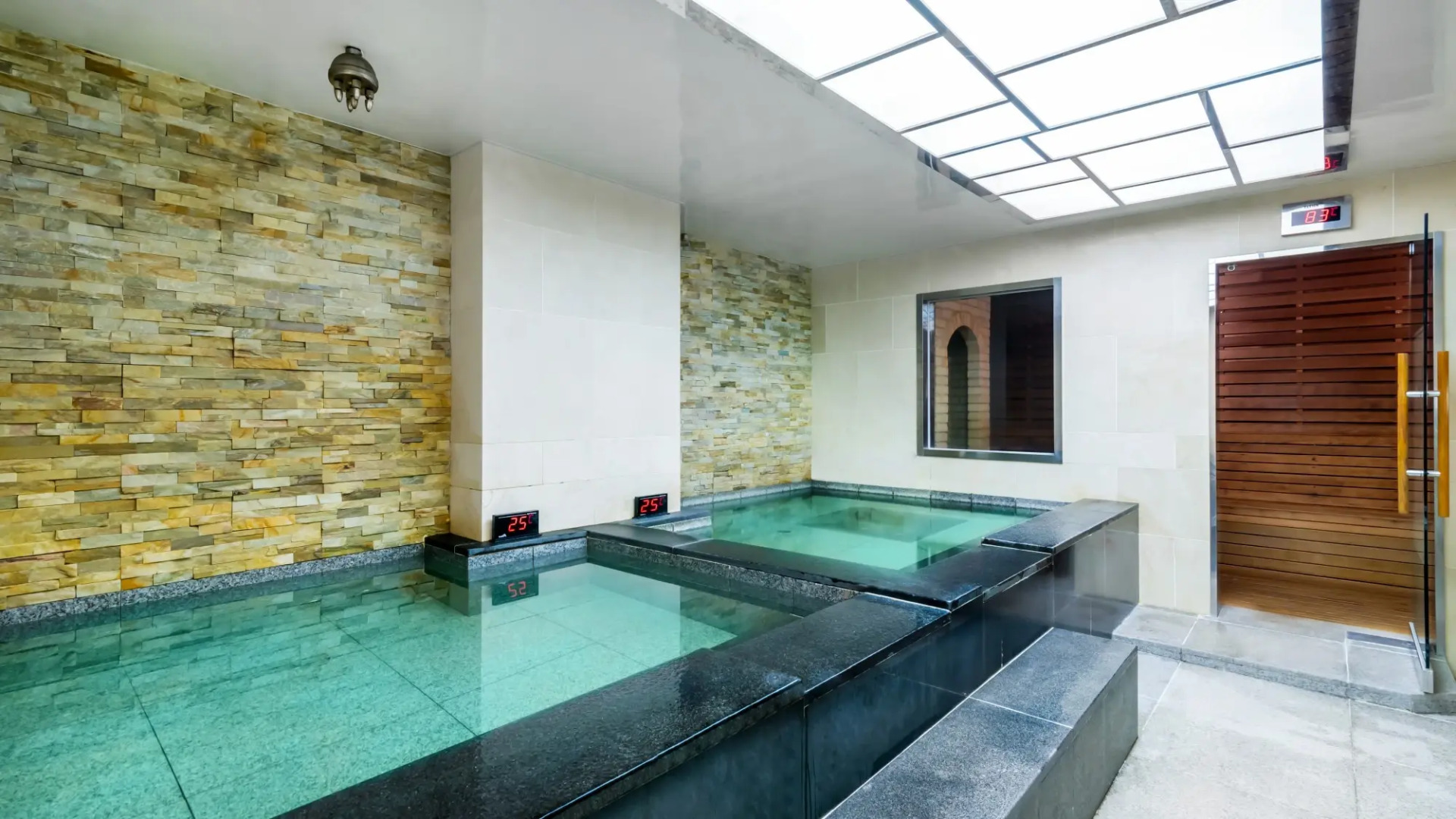 ЛОТТЕ Отель Владивосток