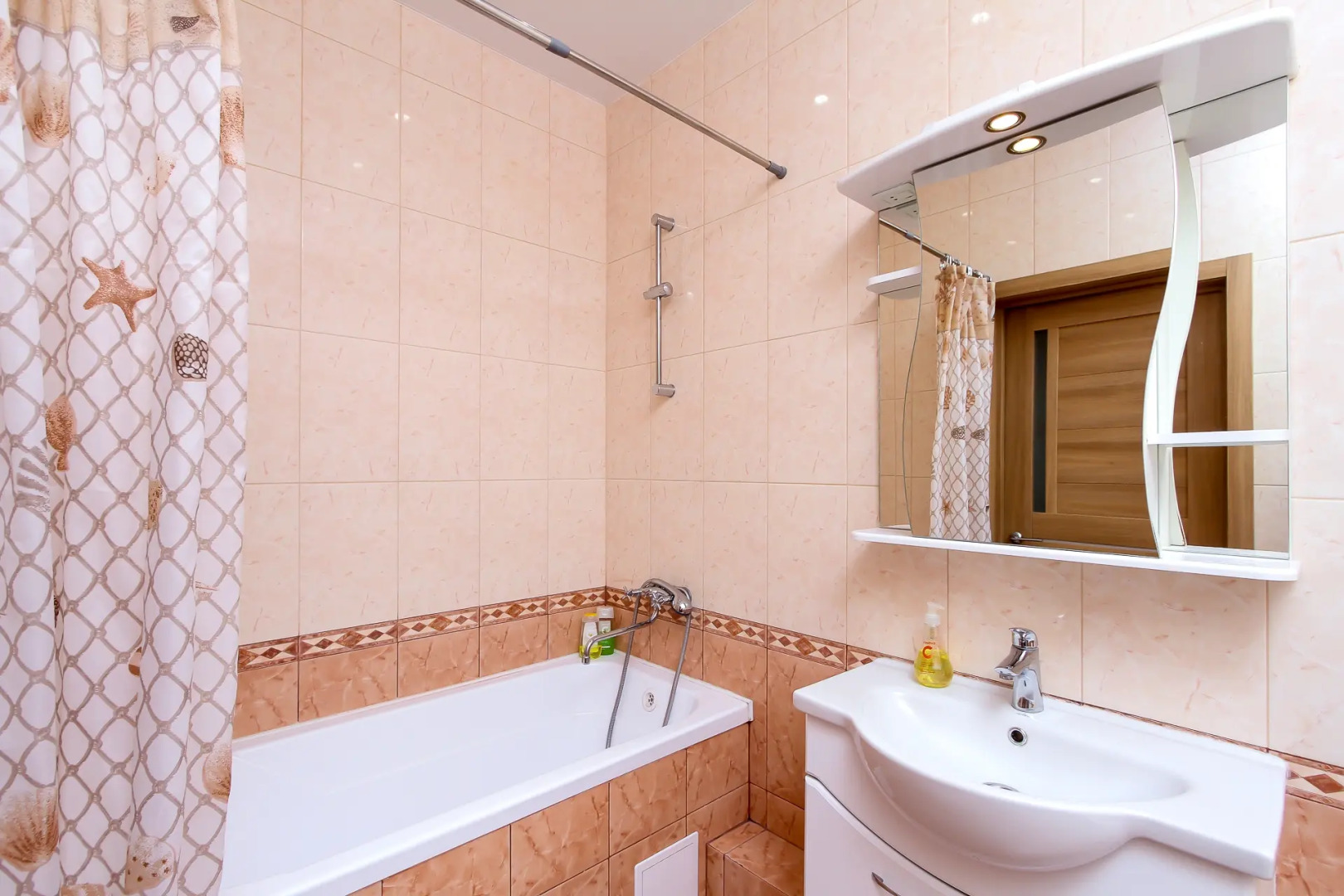 Апартаменты Фрунзе 49/2 этаж 4