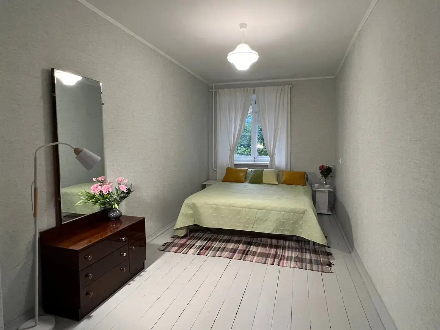 Квартира Уютная в Pайоне ТРЦ Виконда