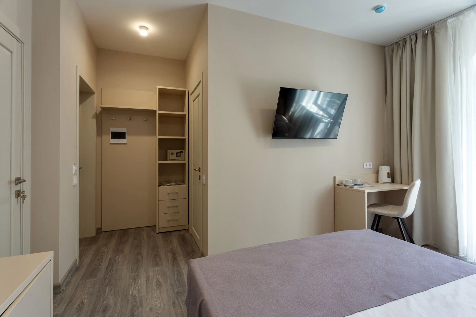 Отель Приморский