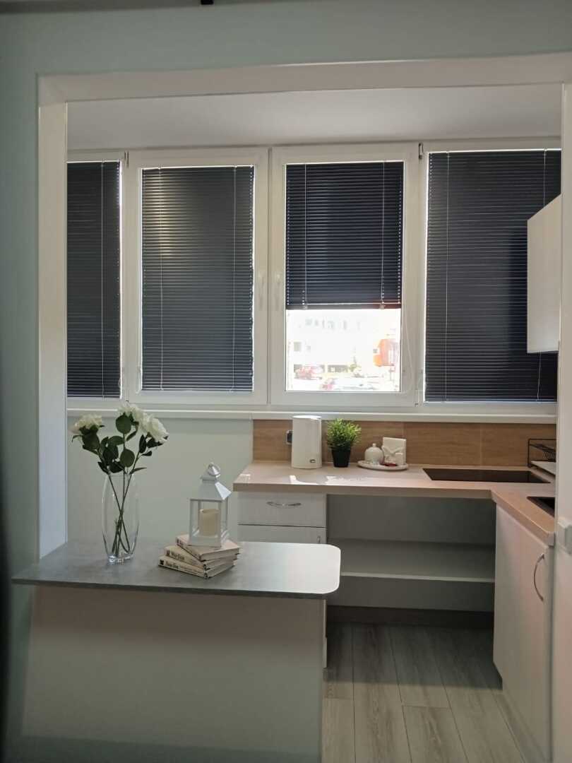 Апартаменты Яркая Студия