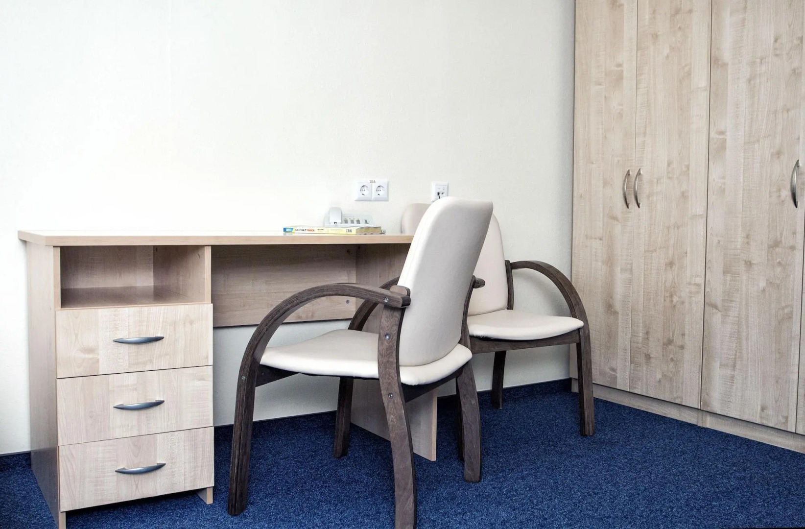 Отель Ист Тайм TGB