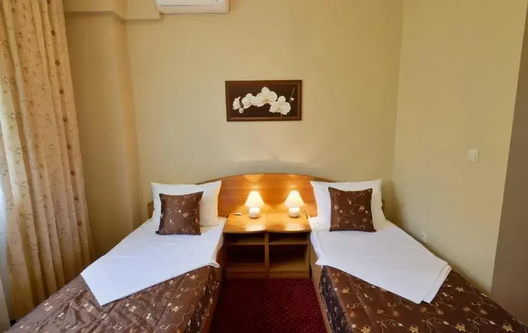 Отель ROMANOVPALM Hotel