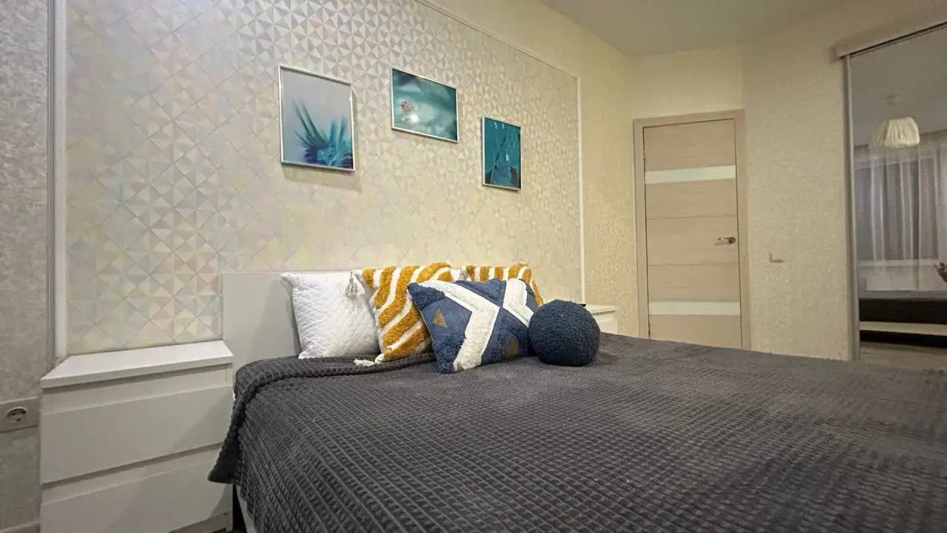 Апартаменты Голубое небо на Шоссейной, Yana Apart