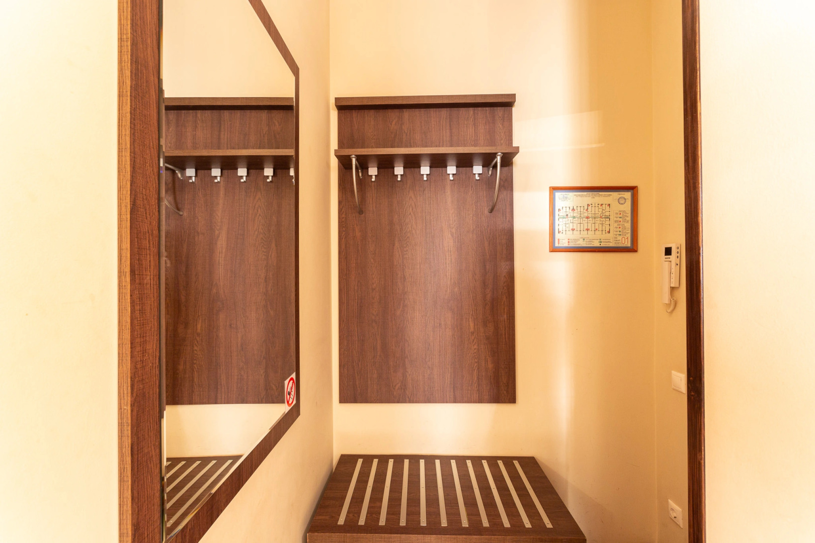 Квартира Номер в Отеле с Балконом Шикарным Видом на Горы