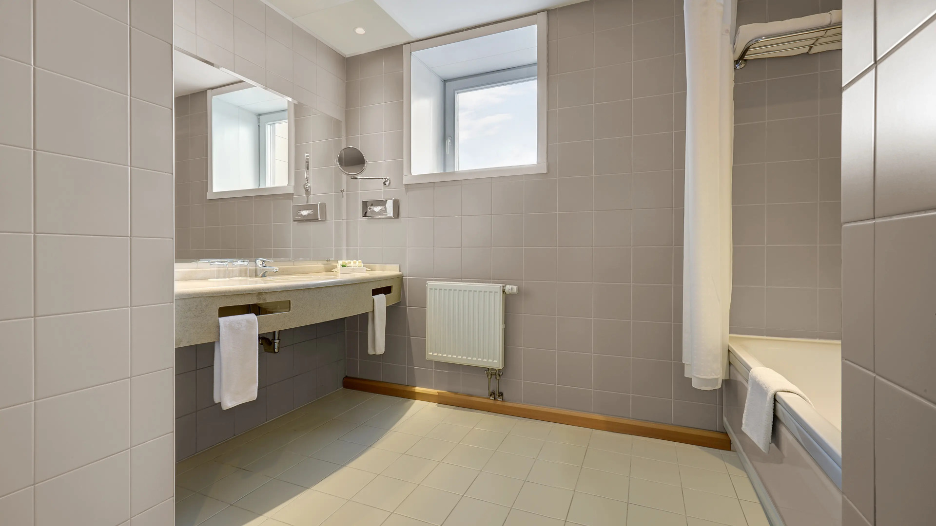 Отель Сущевский Сафмар (бывший Холидей Инн Москва Сущевский)