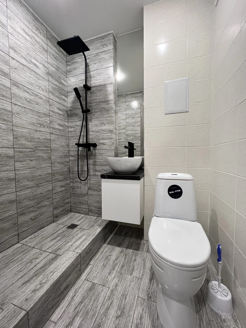 Апартаменты Дизайнерские "Batman-House"