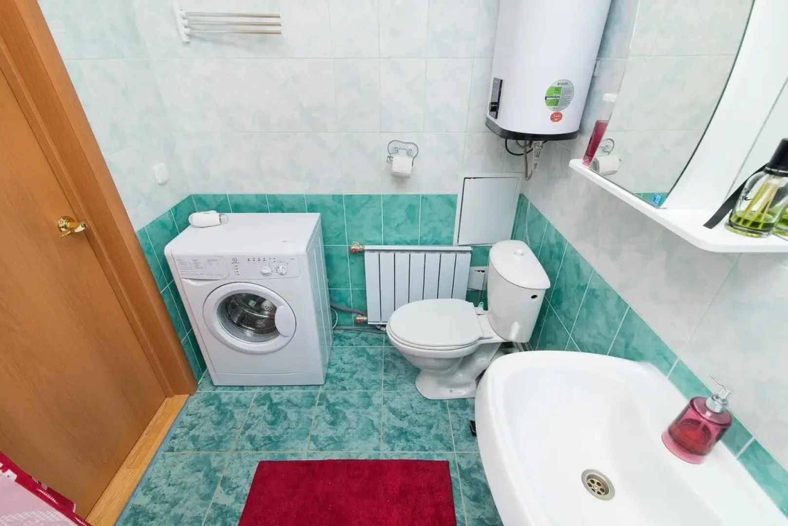 Квартира Искра Гостиный Дворъ и Ко на Щорса 105