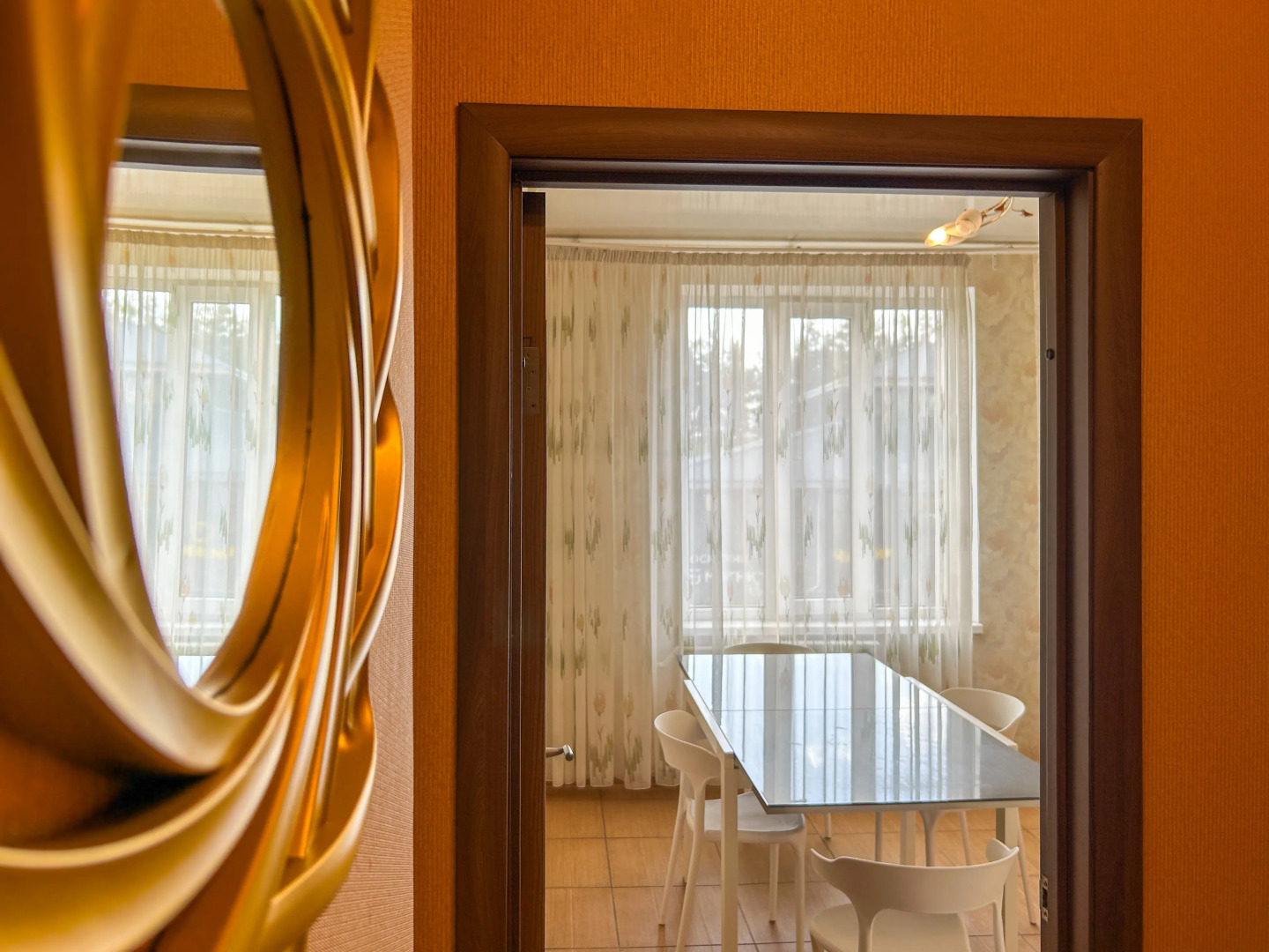 Апартаменты Хорошая квартира в пешей доступности с больницей Электроника