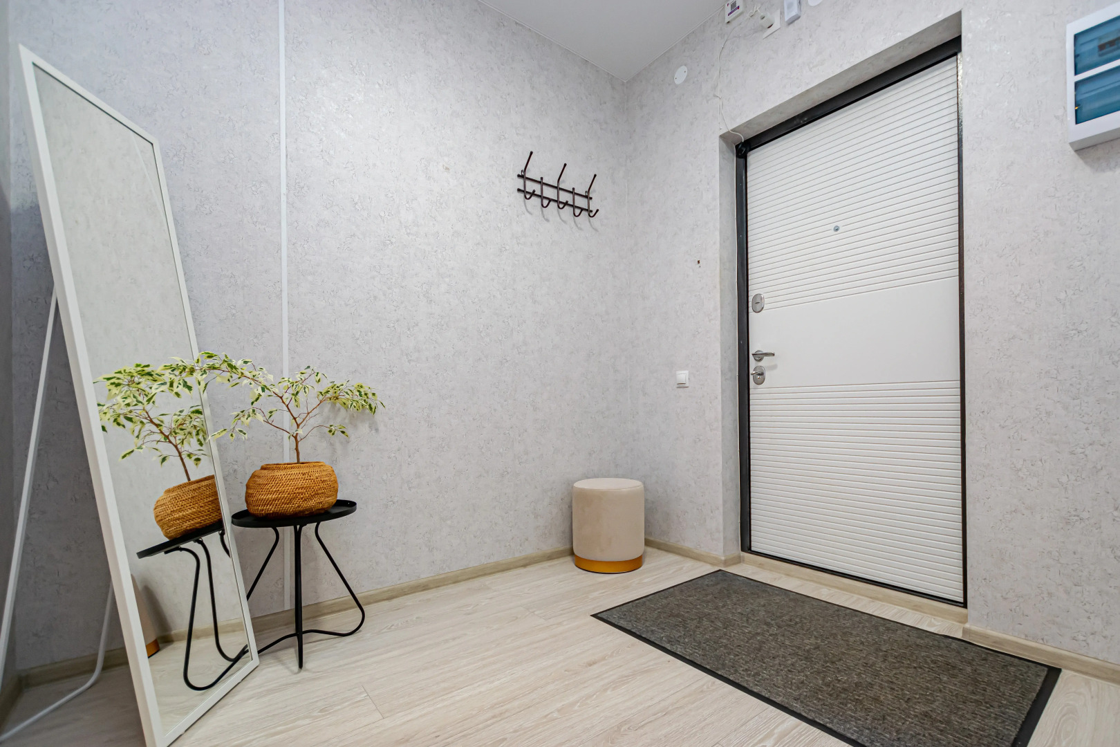 Апартаменты Современные апартаменты у ЖД Вокзала