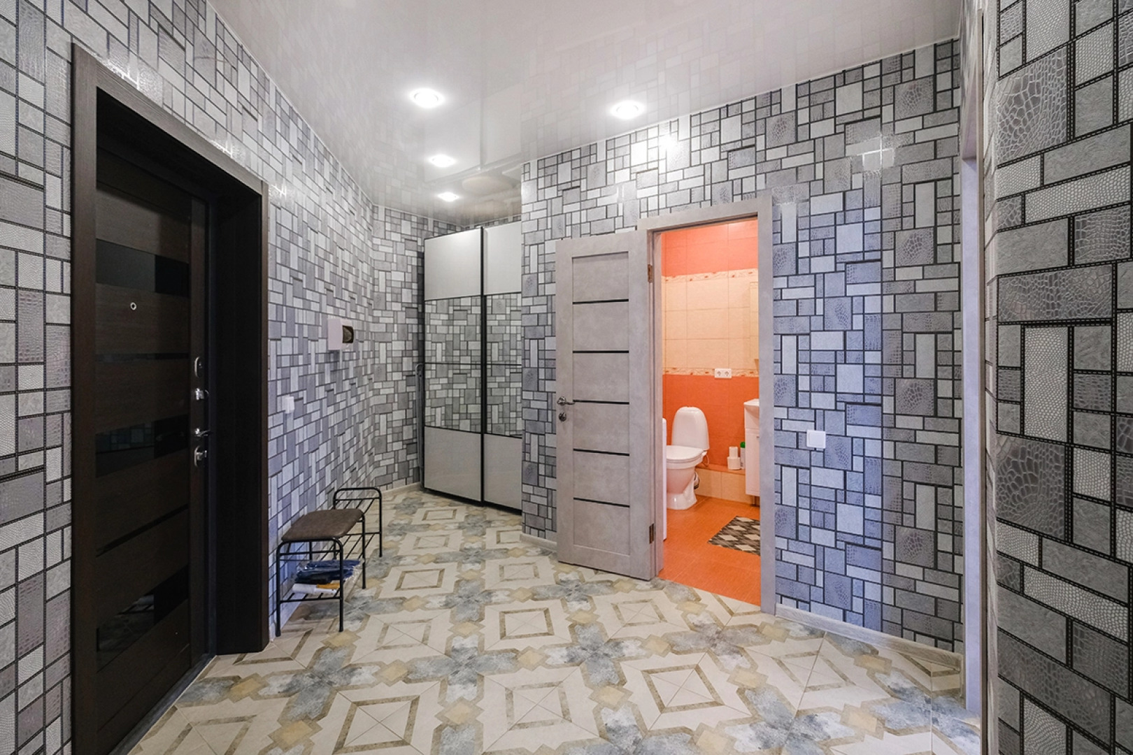 Kvartira na Nemirovicha, 144/1 Apartments