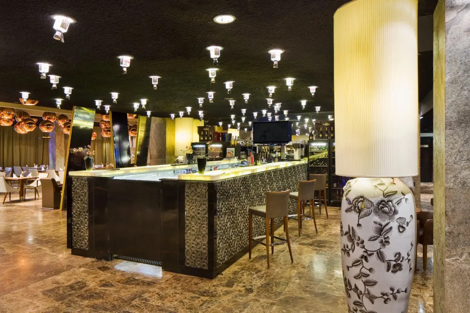 Отель Mamaison All-Suites Spa Pokrovka Moscow