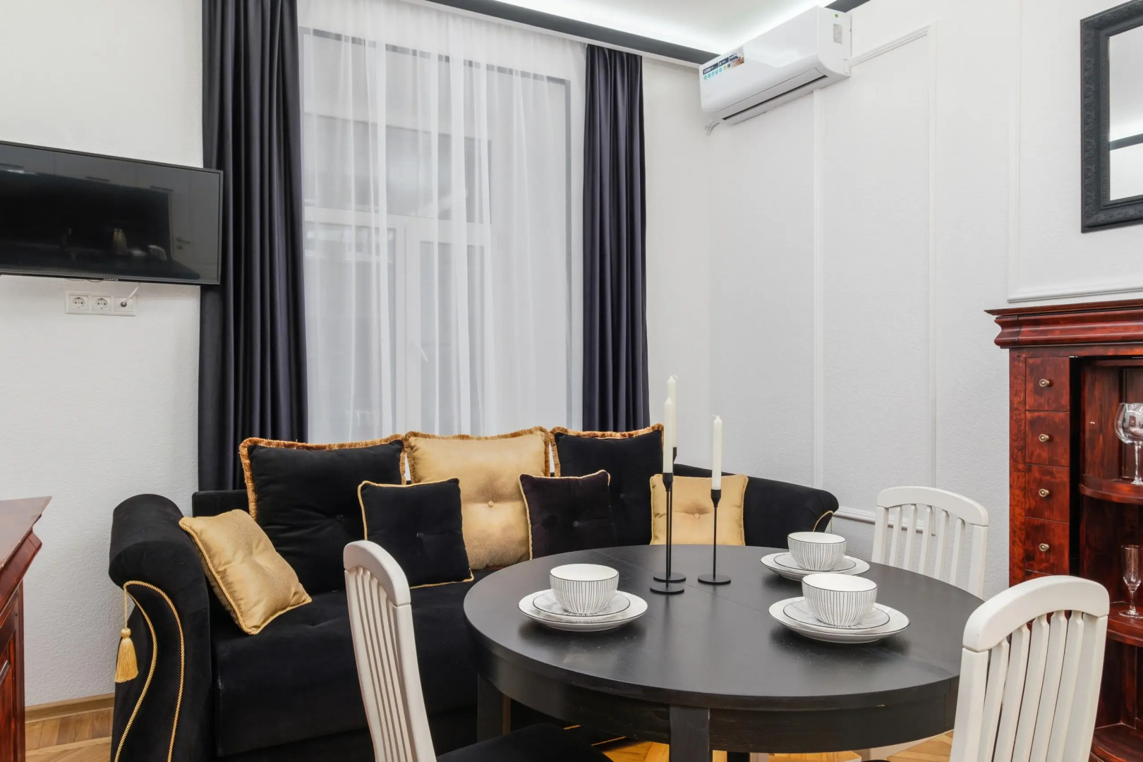 Апартаменты Лофт у Площади Восстания 5 спален