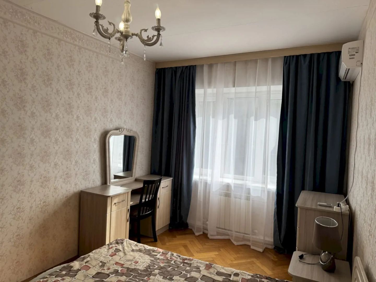 Квартира 476 4Комнатная в Центре с Балконом 7 Мин до Моря