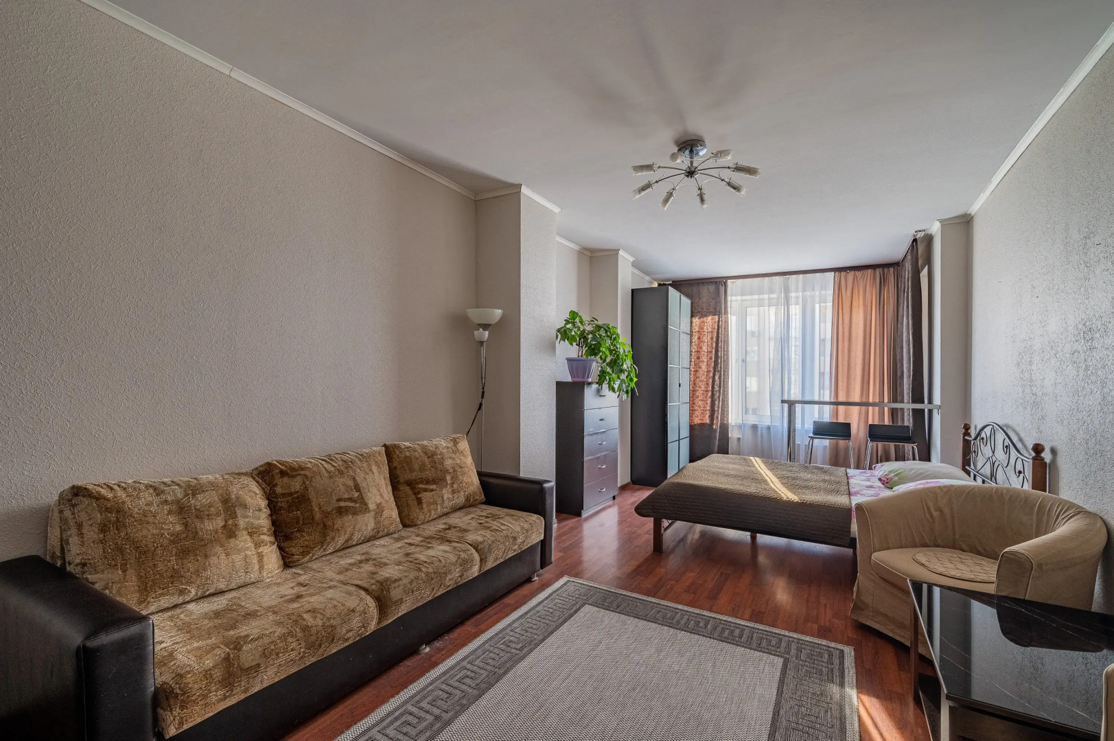 Апартаменты Альянс на Радищева 33