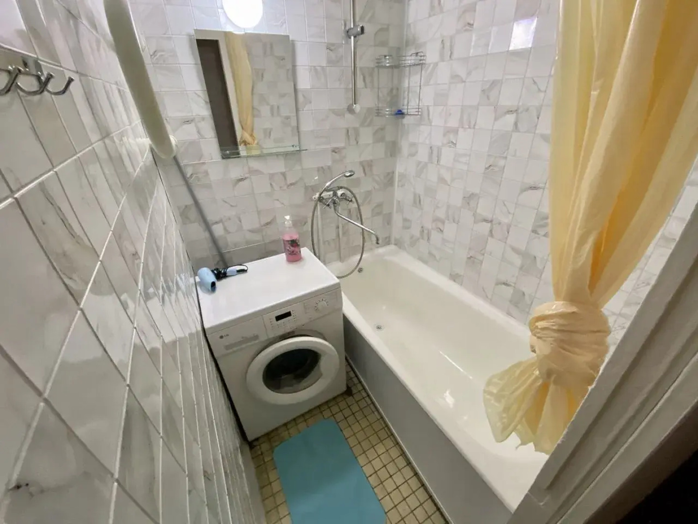 Квартира с Балконом Калининец 21