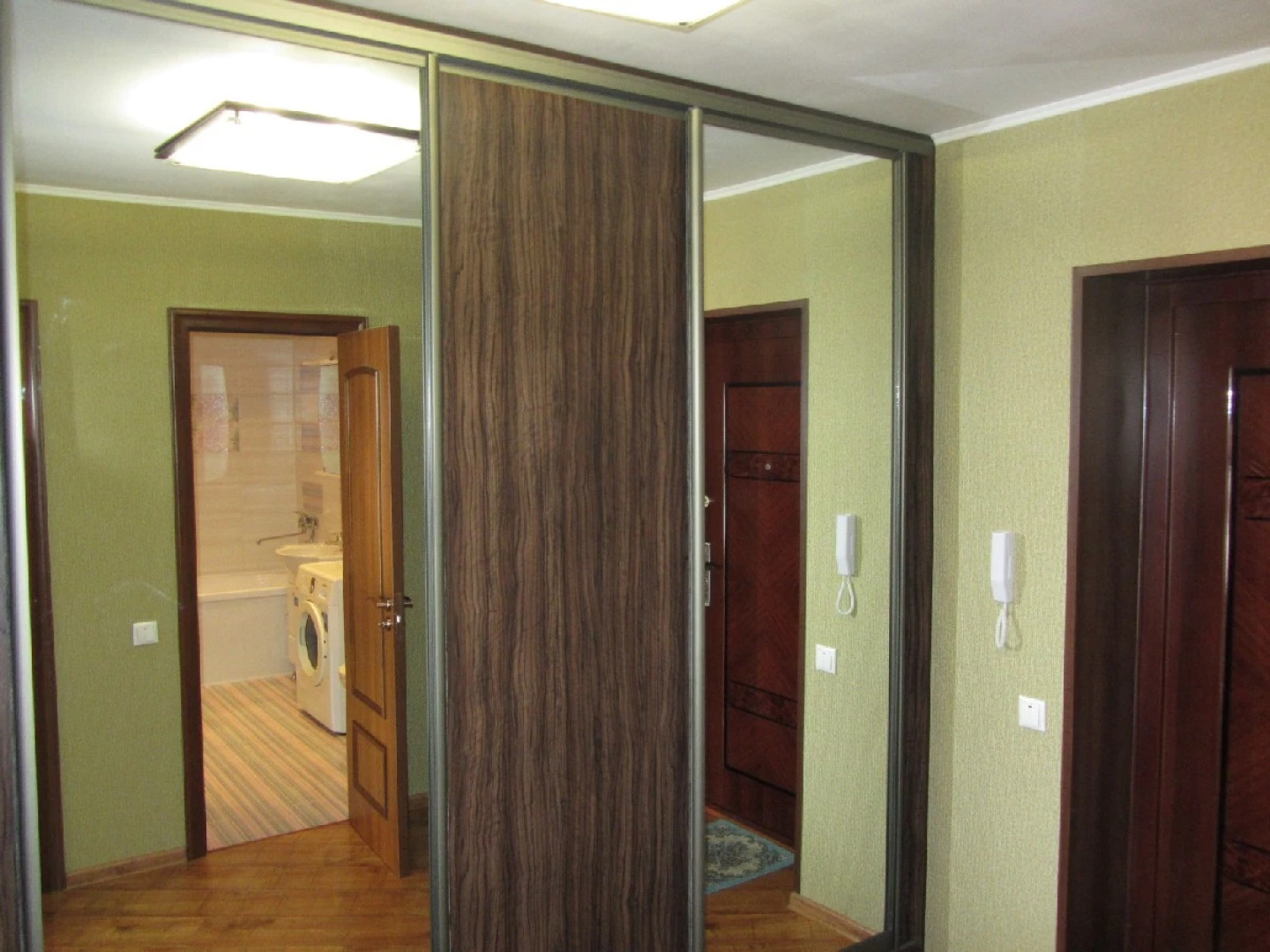 Квартира комфортная в новом доме в центре Уфы