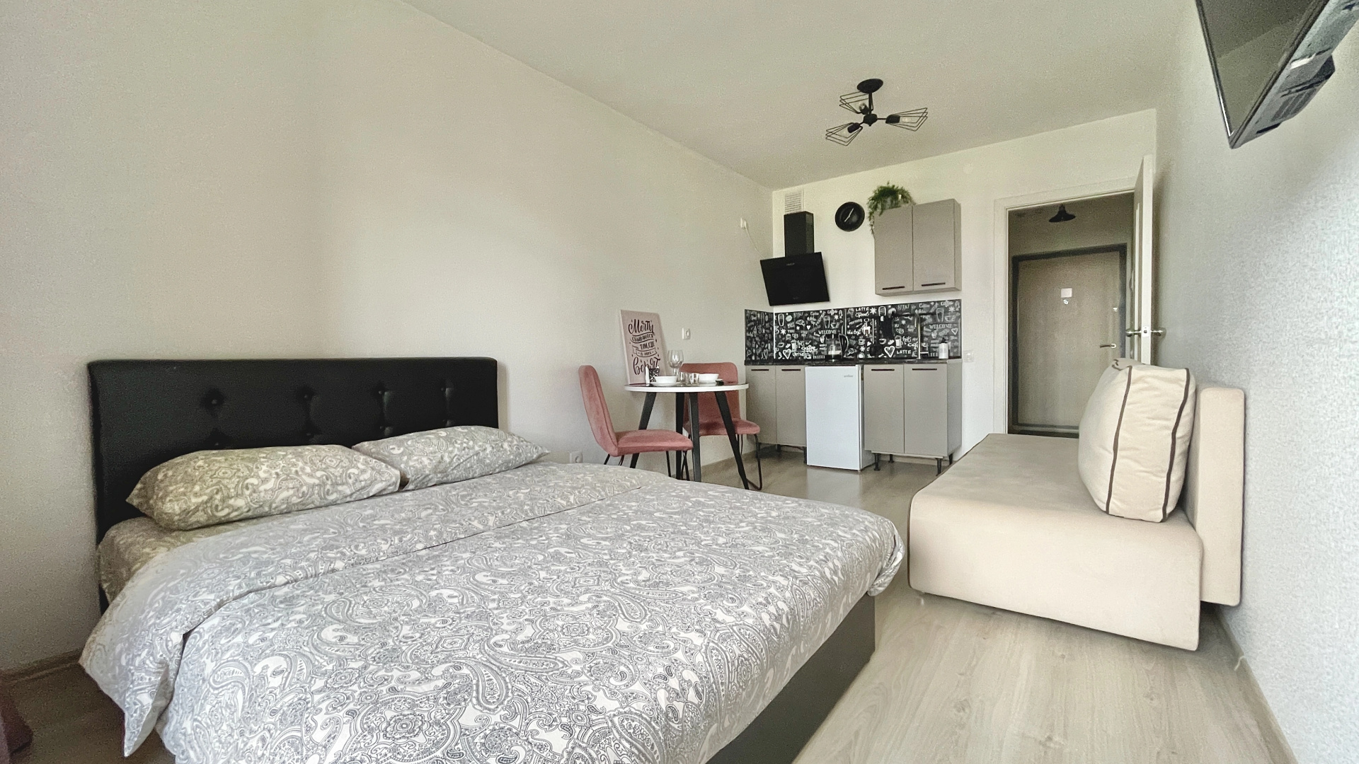 Апартаменты Florencia Aparts в Екатеринбурге