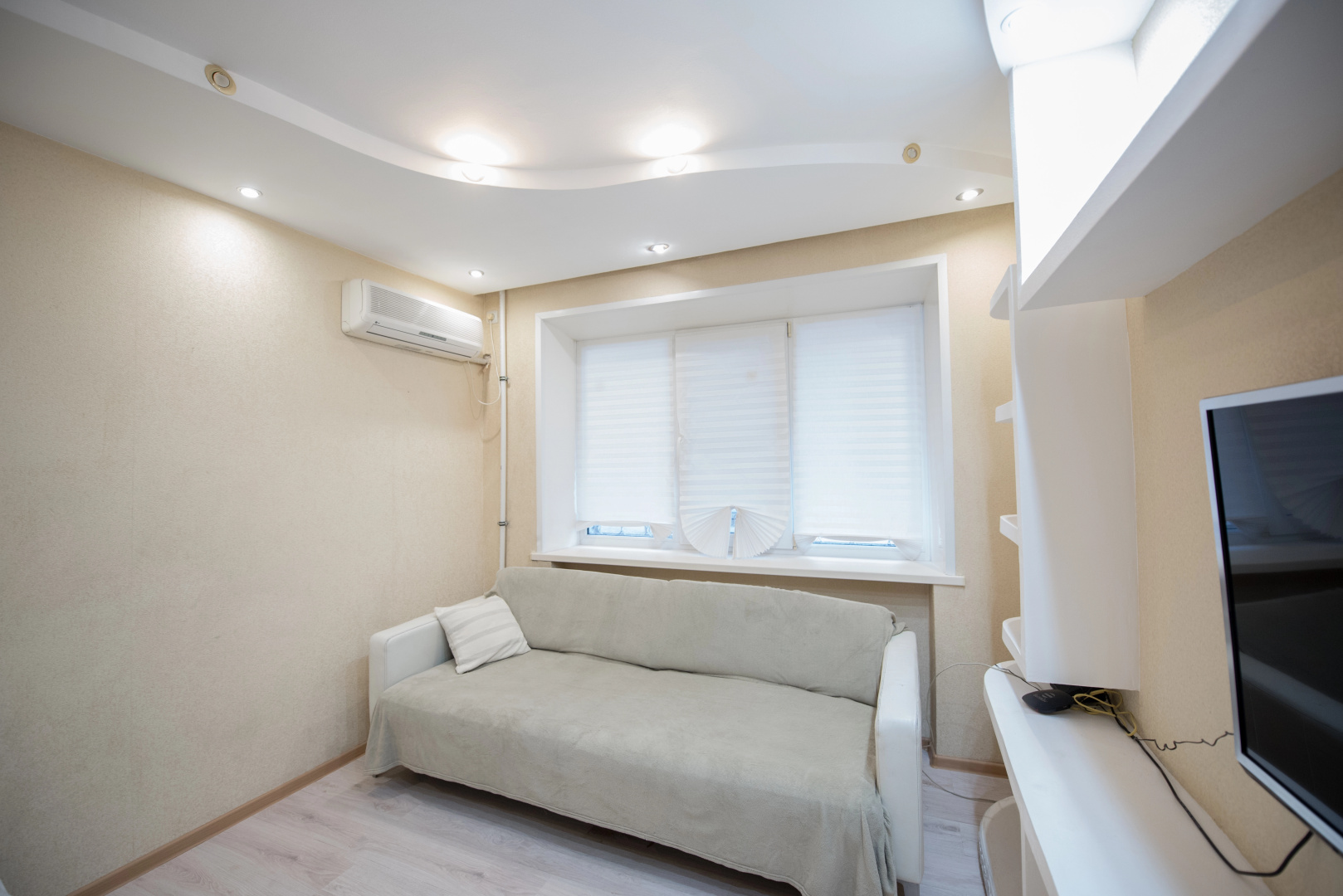 Апартаменты Smile Apartments Уютные в Центре