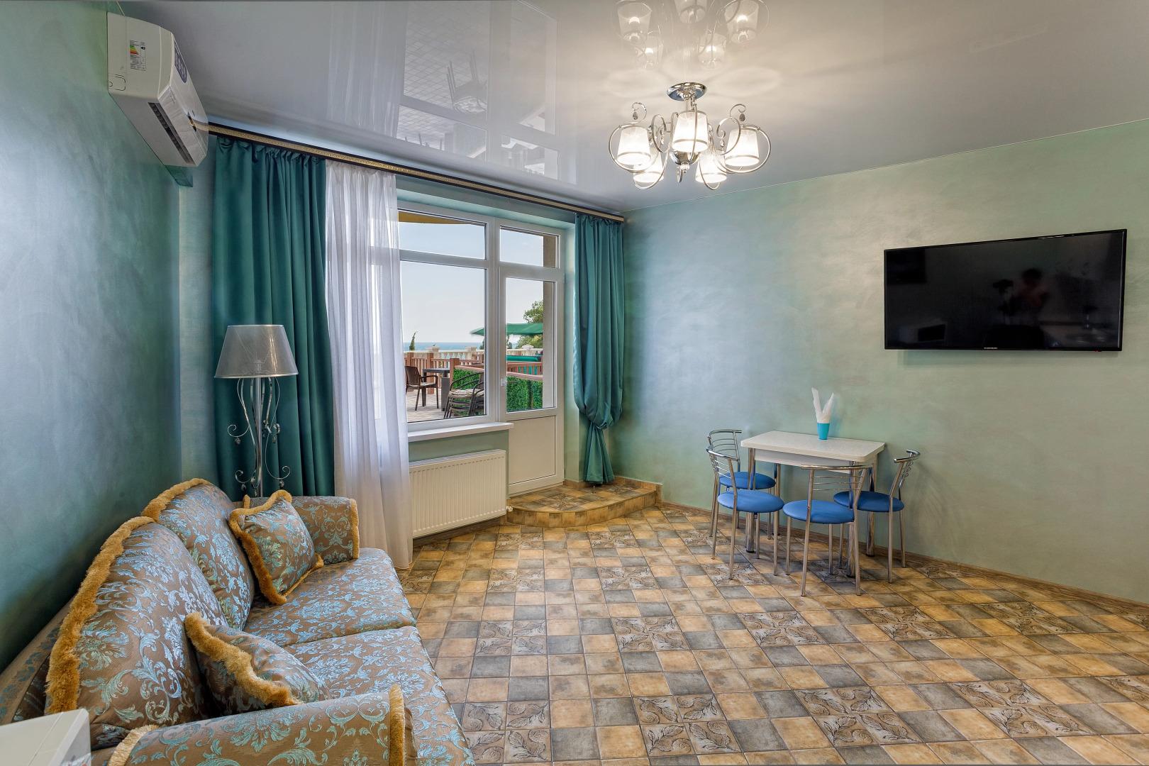 Апартаменты Мираж