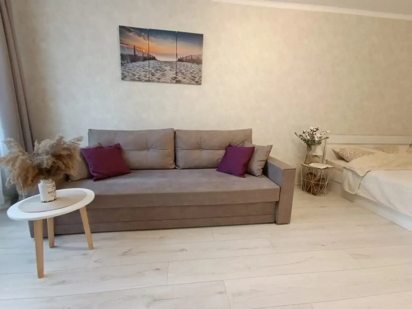 Апартаменты Apartments Western City в самом центре