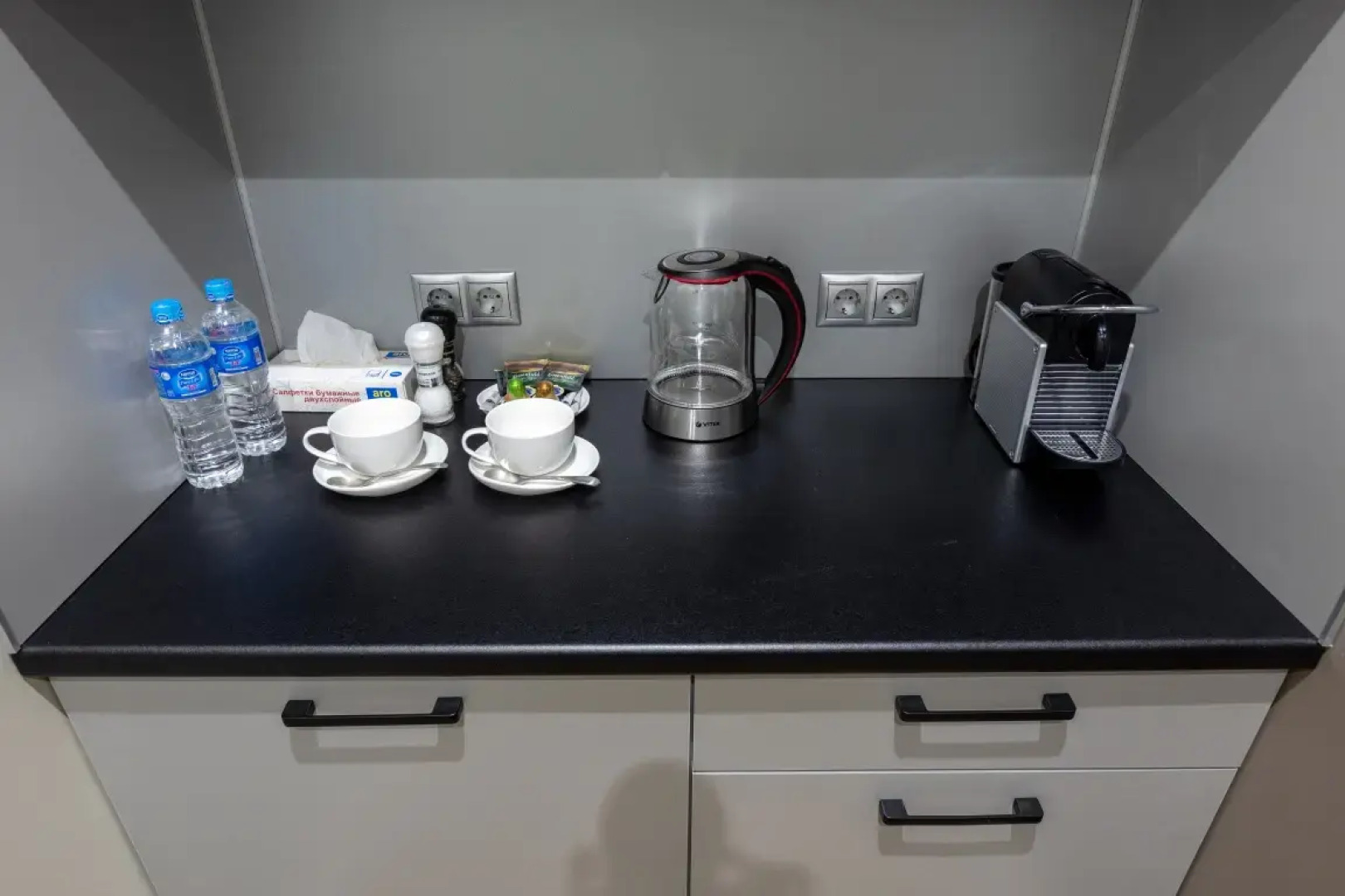 Rockmond 48 Junior Suite 12