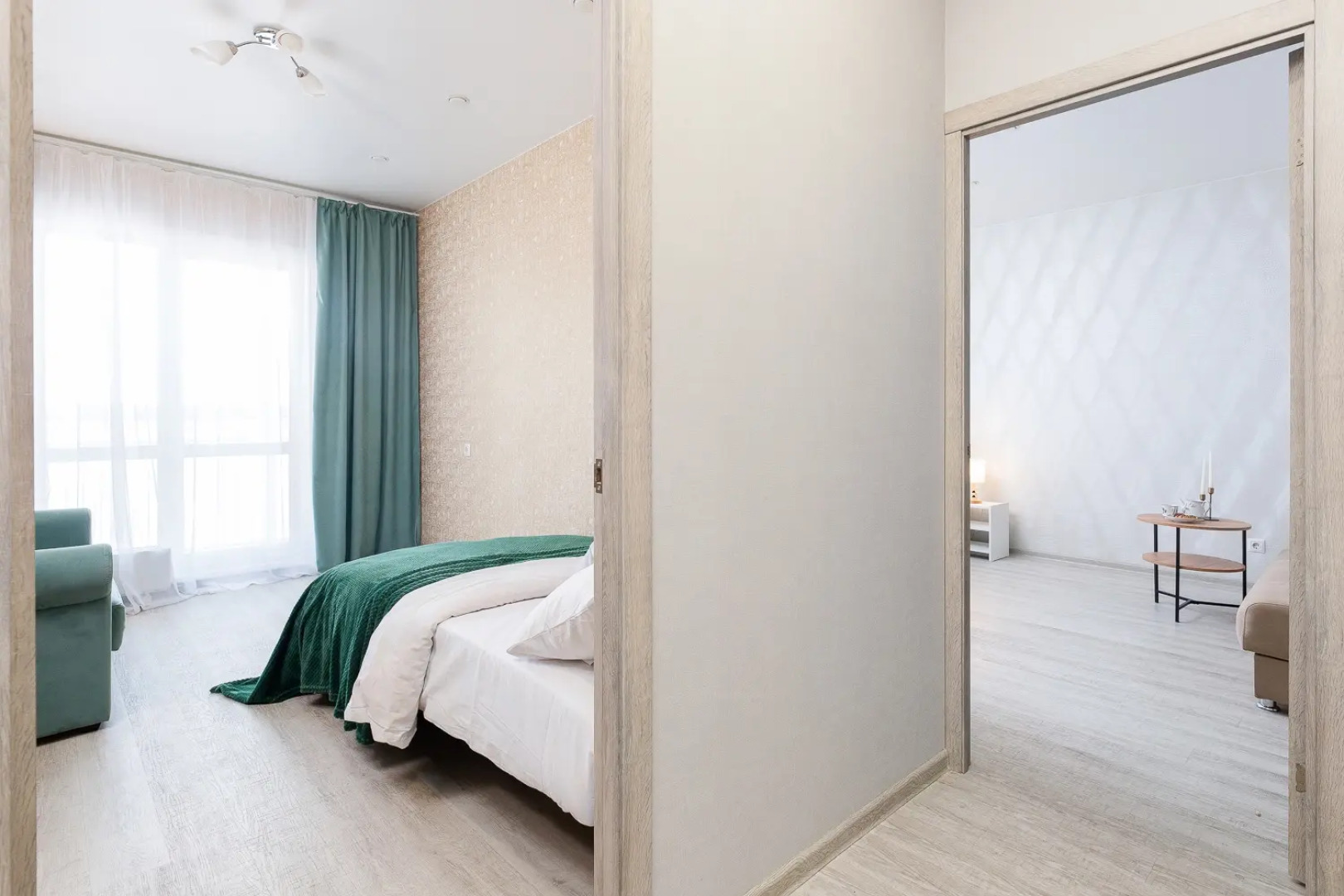 Квартира SleepNSK Просторная двухкомнатная около Аквапарка