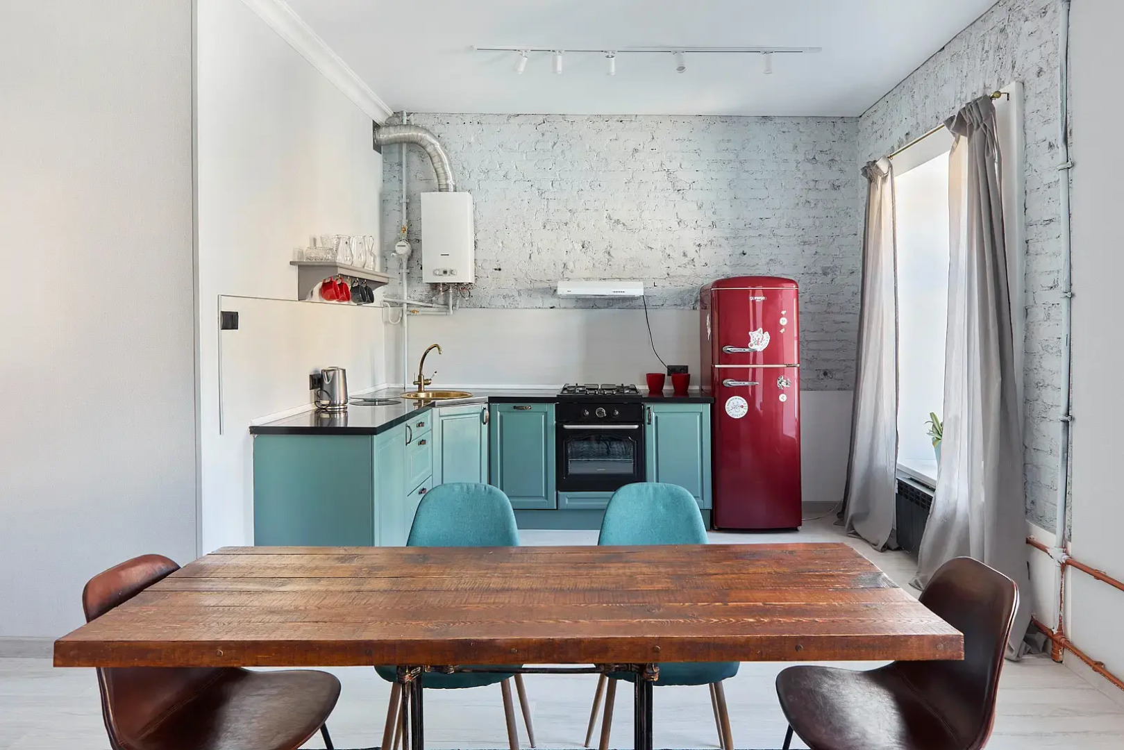 Квартира Orlov House с видом на крыши Петербурга