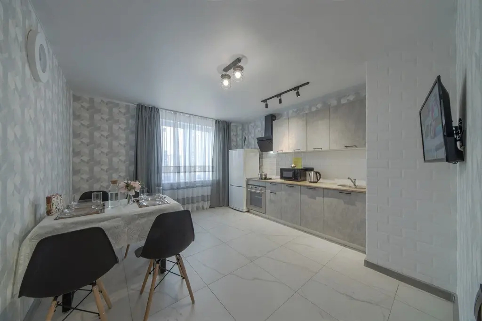 Квартира от Компании Хоум Отель на Тухачевского 84