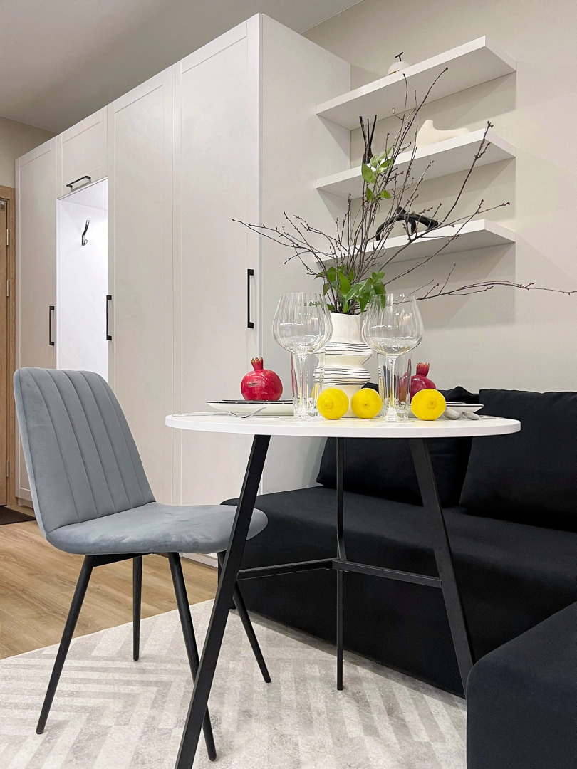 Апартаменты Granada Красивая студия в новом апарт-отеле на берегу канала