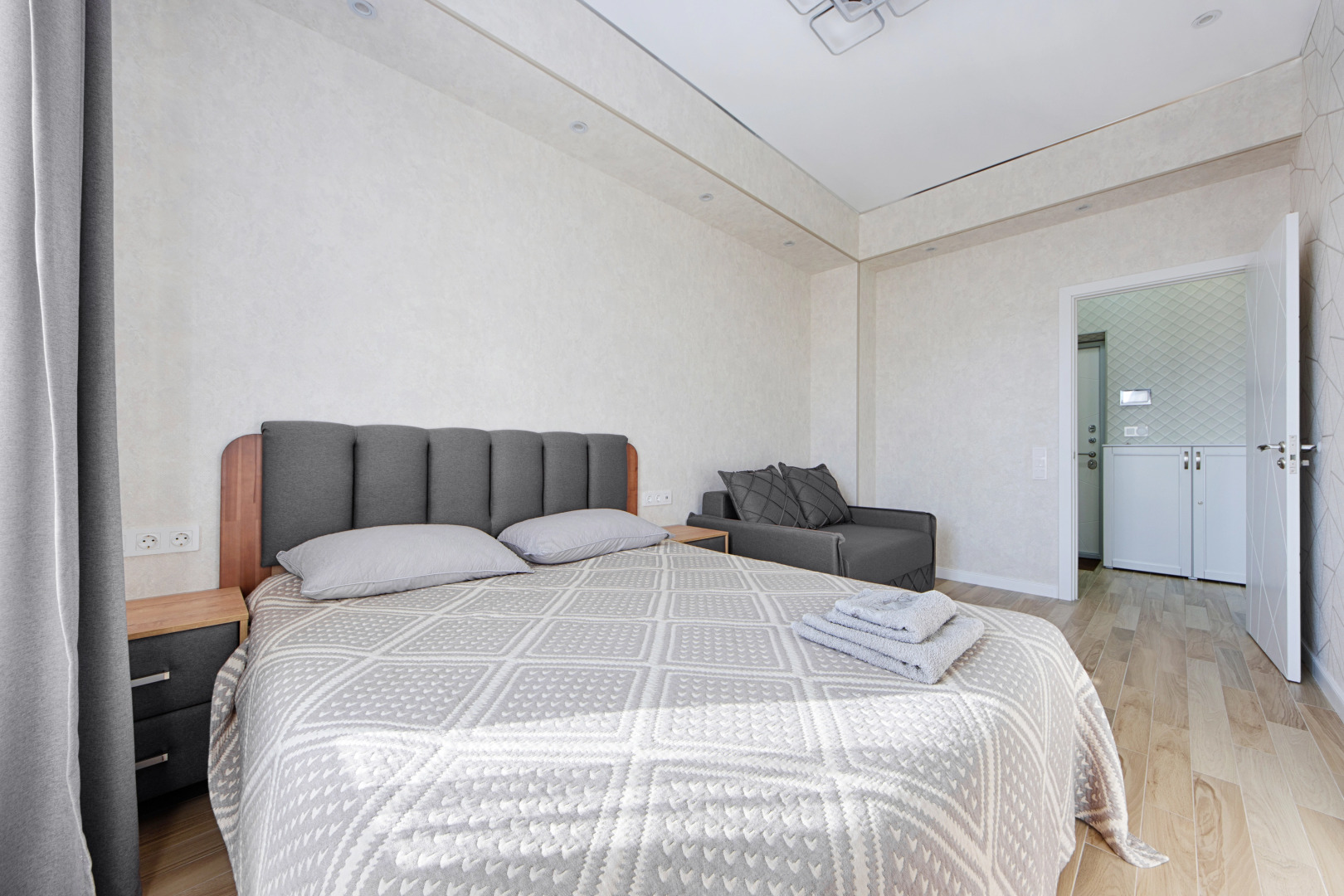 Апартаменты Коллективная 11/74