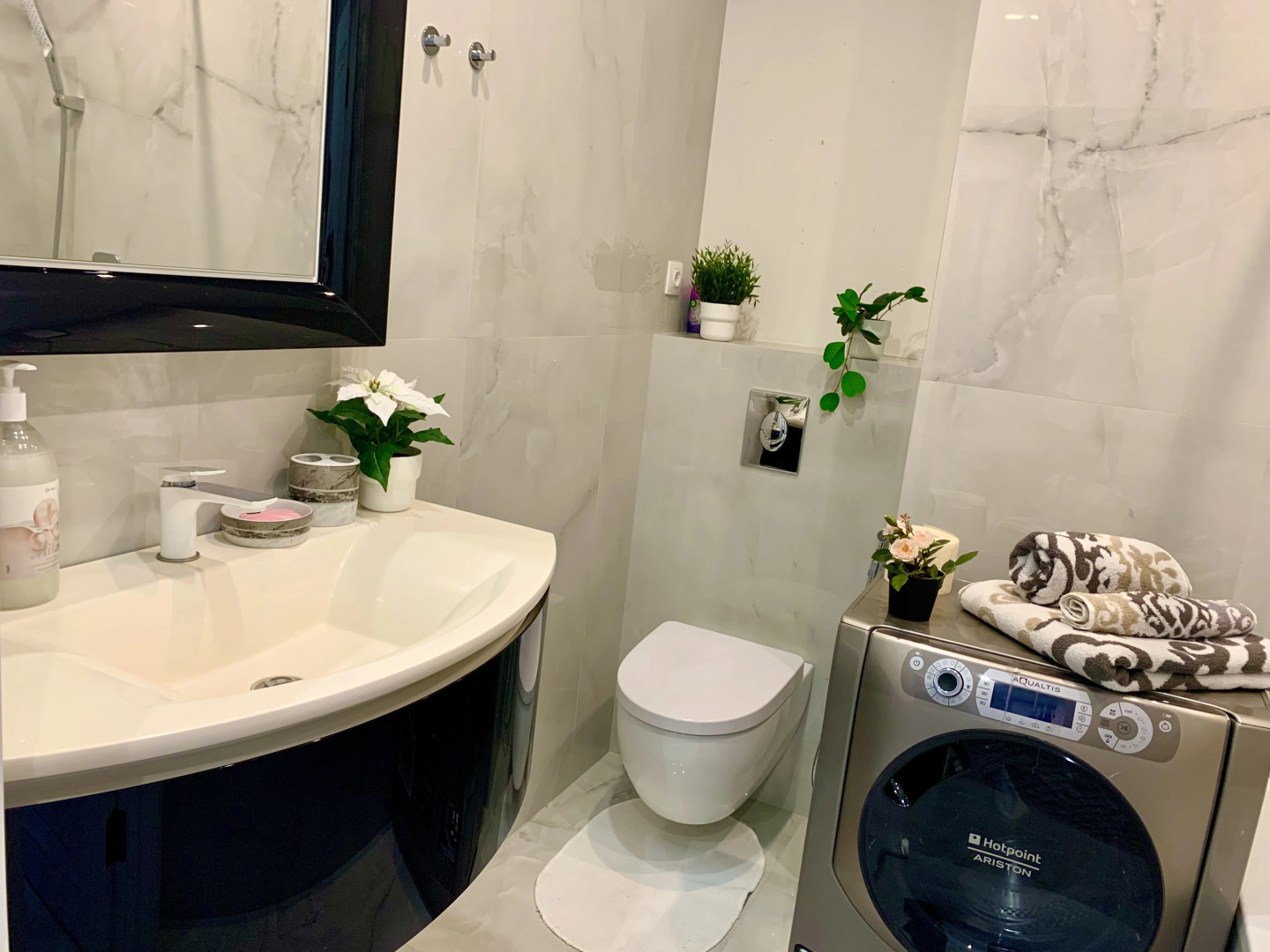 Апартаменты APARTHome Школьная 13/9