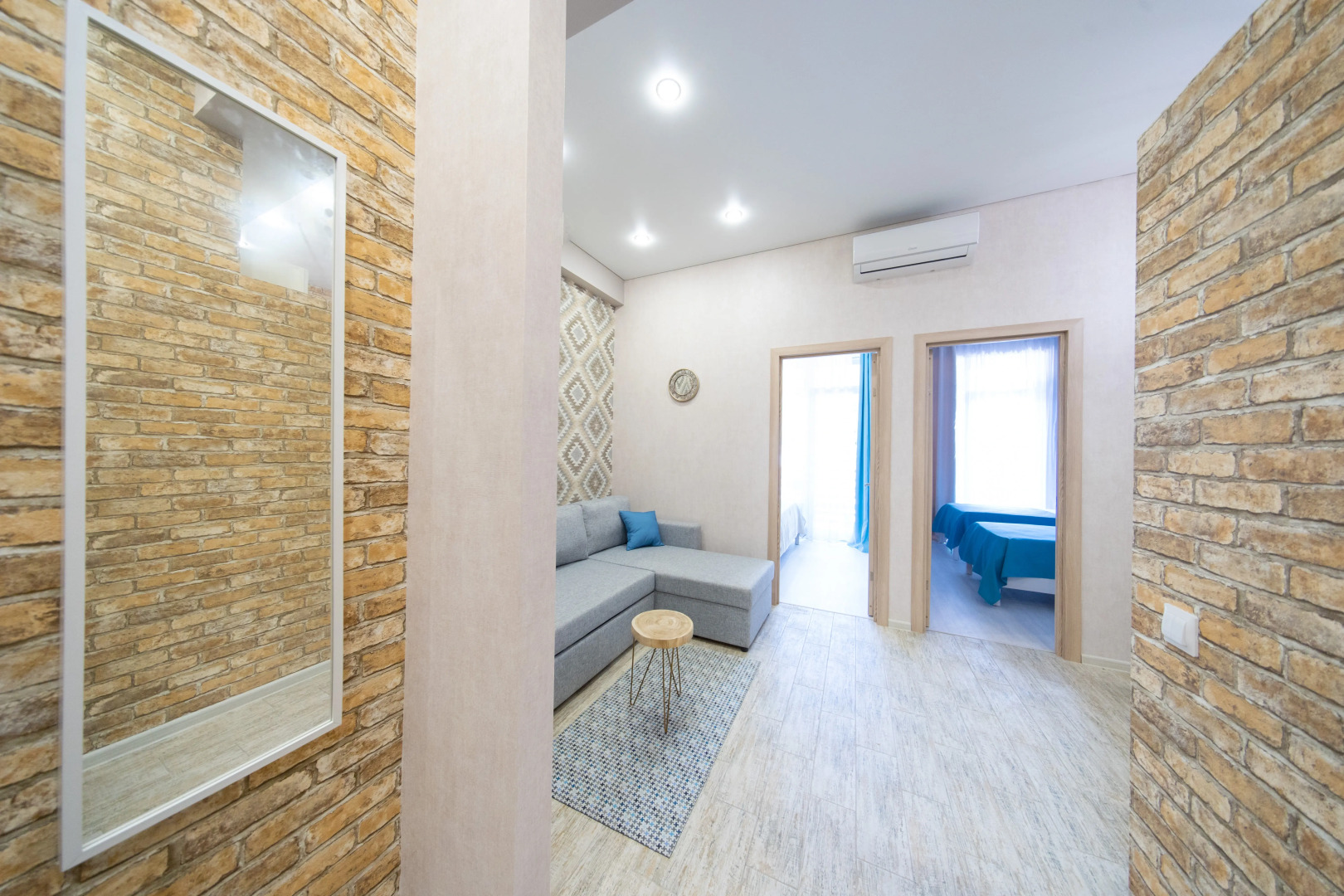 Апартаменты Море Апартаментов на Турчинского 10-1