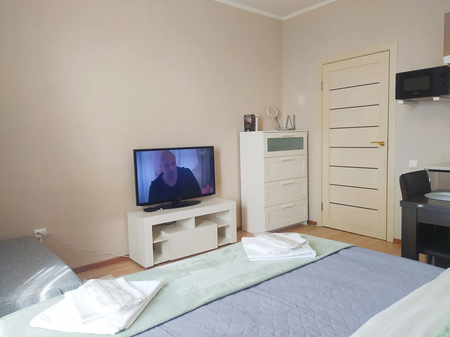 Квартира Видовая студия с панорамным балконом