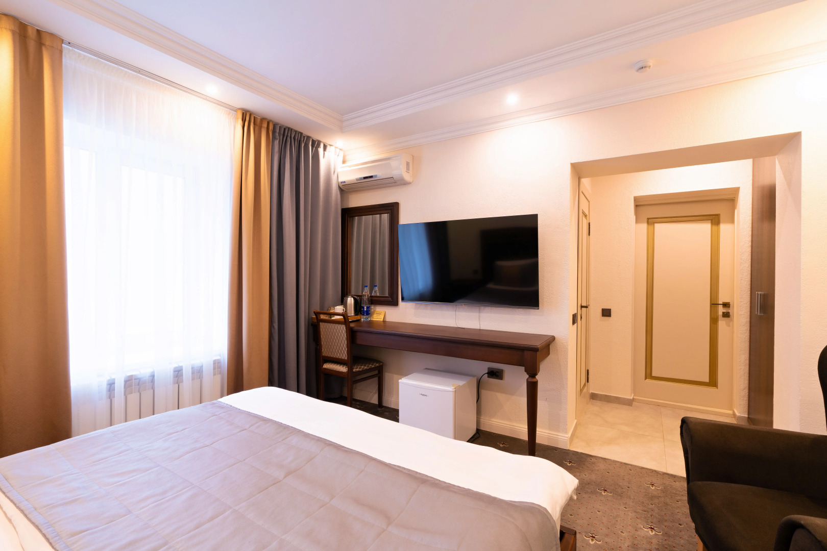 Отель Фараон