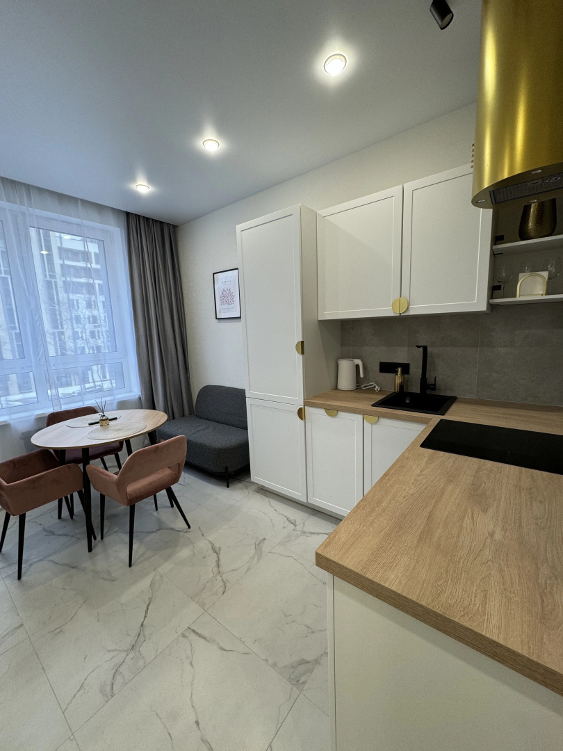 Квартира с балконом на Эдварда Грига 16/1