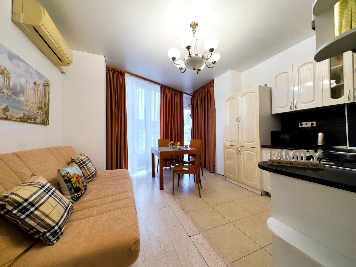 Apartments Raydas on str. Oranzherejnaya, bld. 21 h. 4