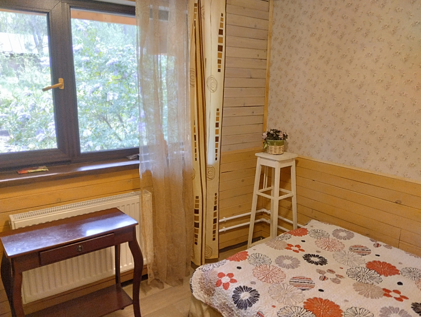 Частный дом Дом у реки в английском стиле