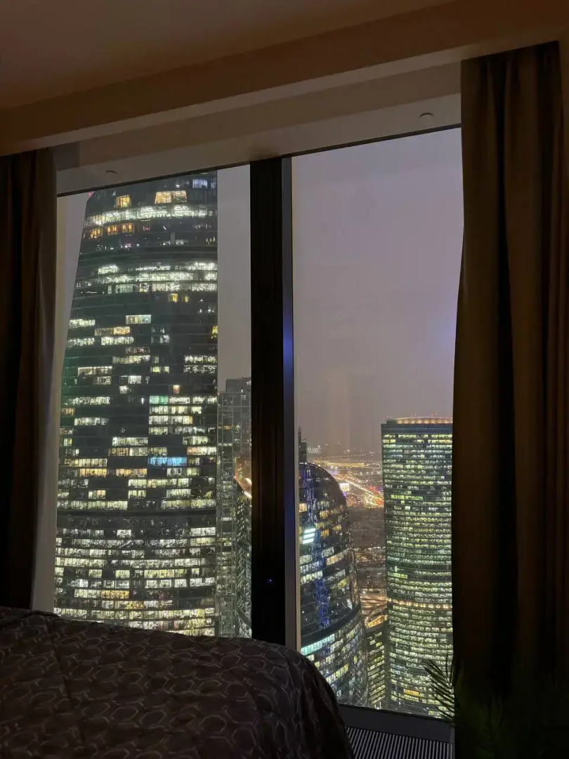 Апартаменты Sky City Moscow Роскошный апартамент с видом на башни на 61 этаже!