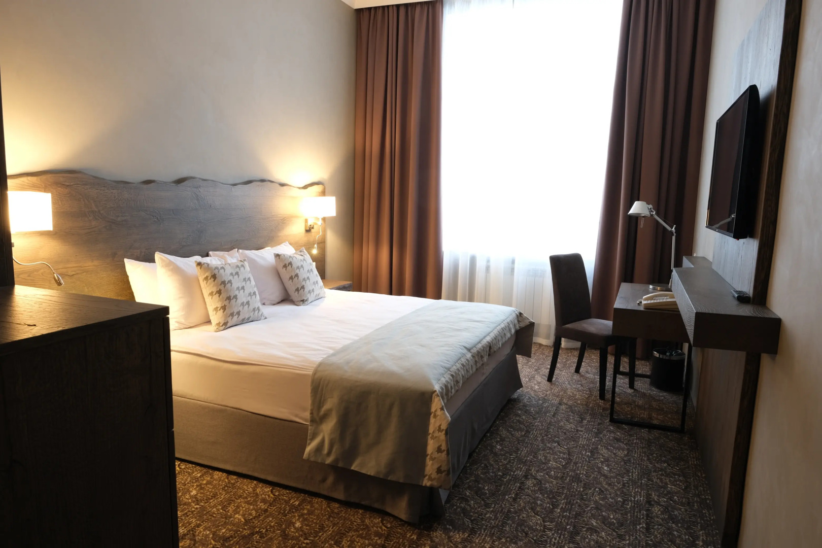 Отель Островский