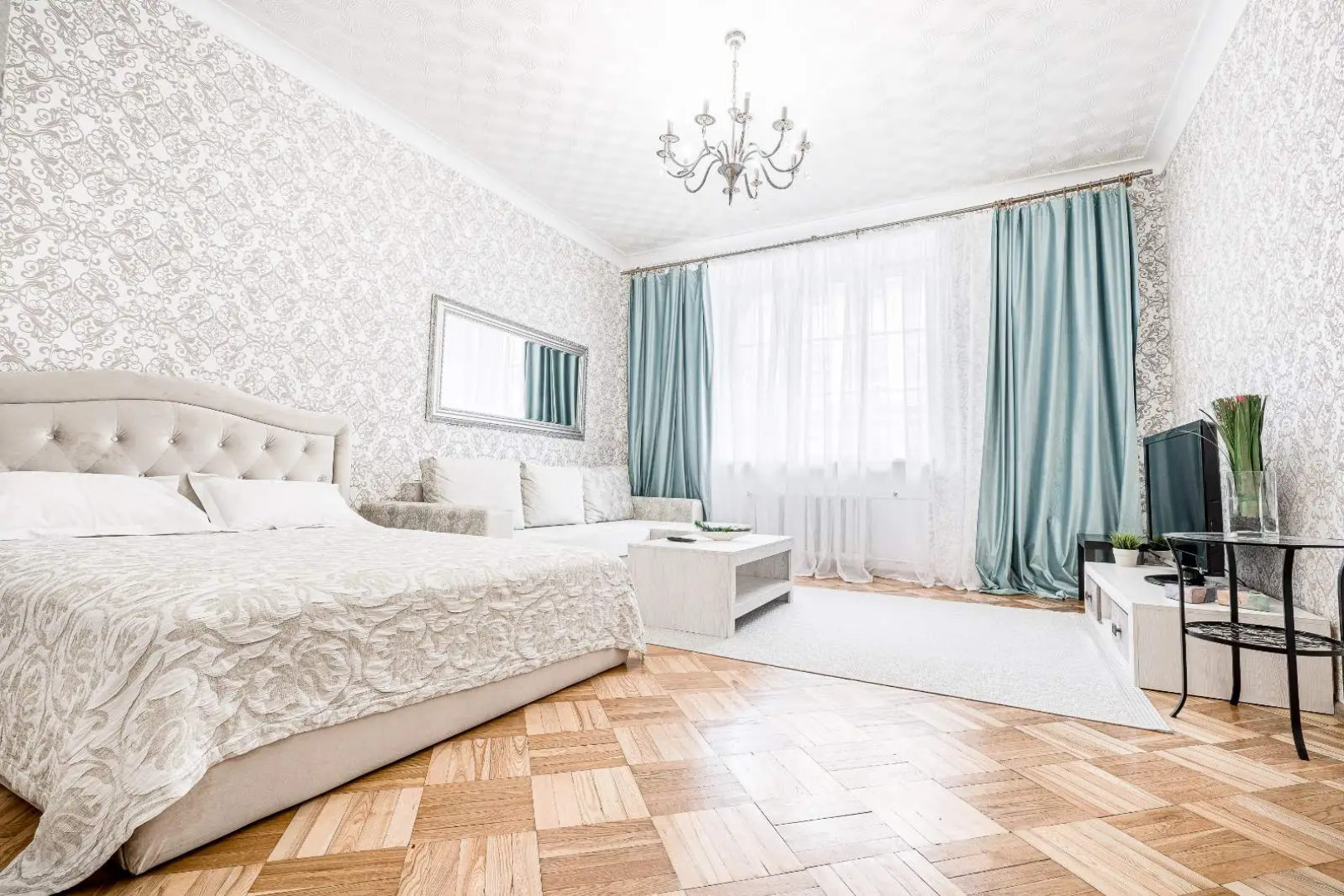 Апартаменты 3х комнатные Карла Маркса 21 Центр