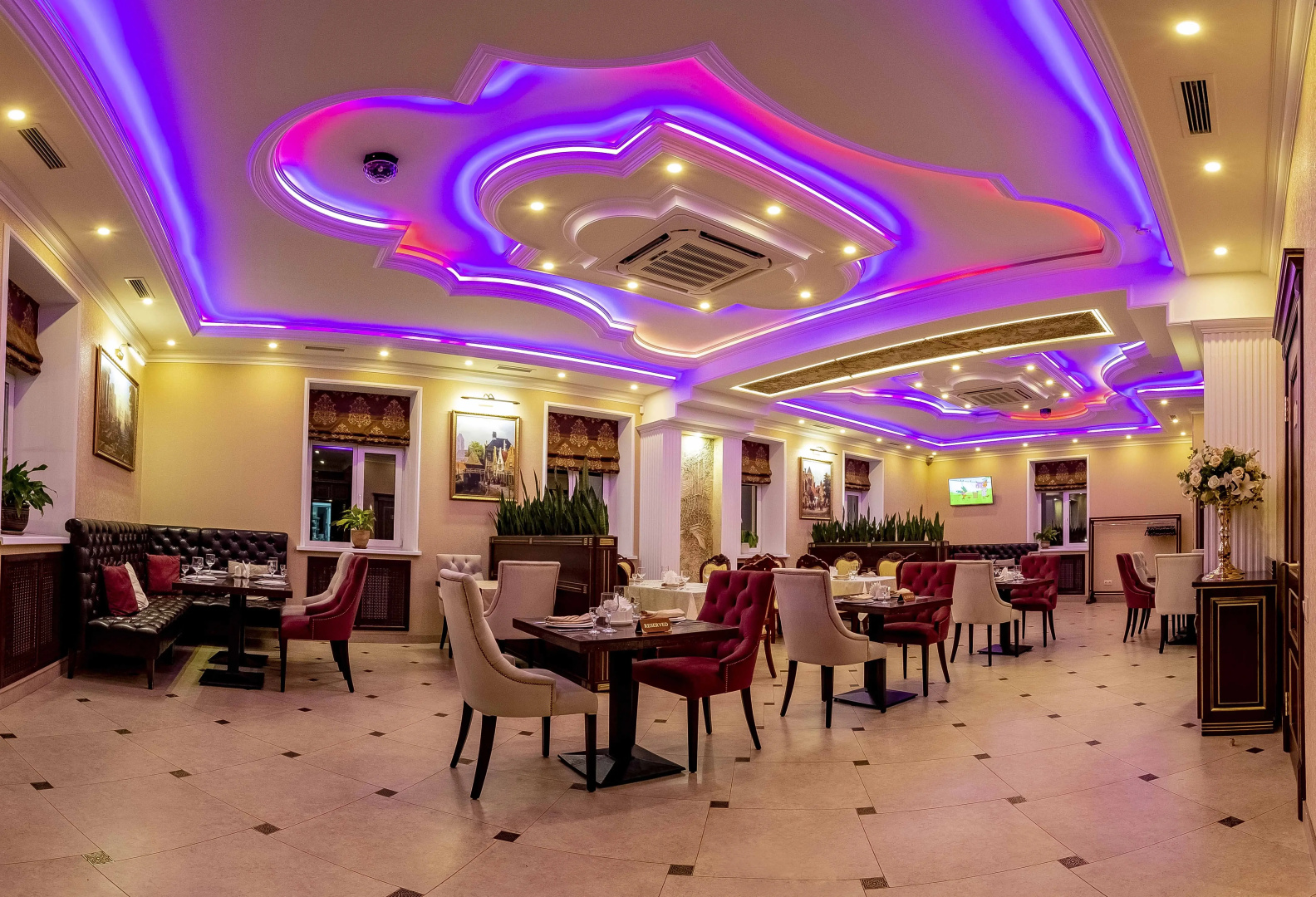 Отель Golden Plaza