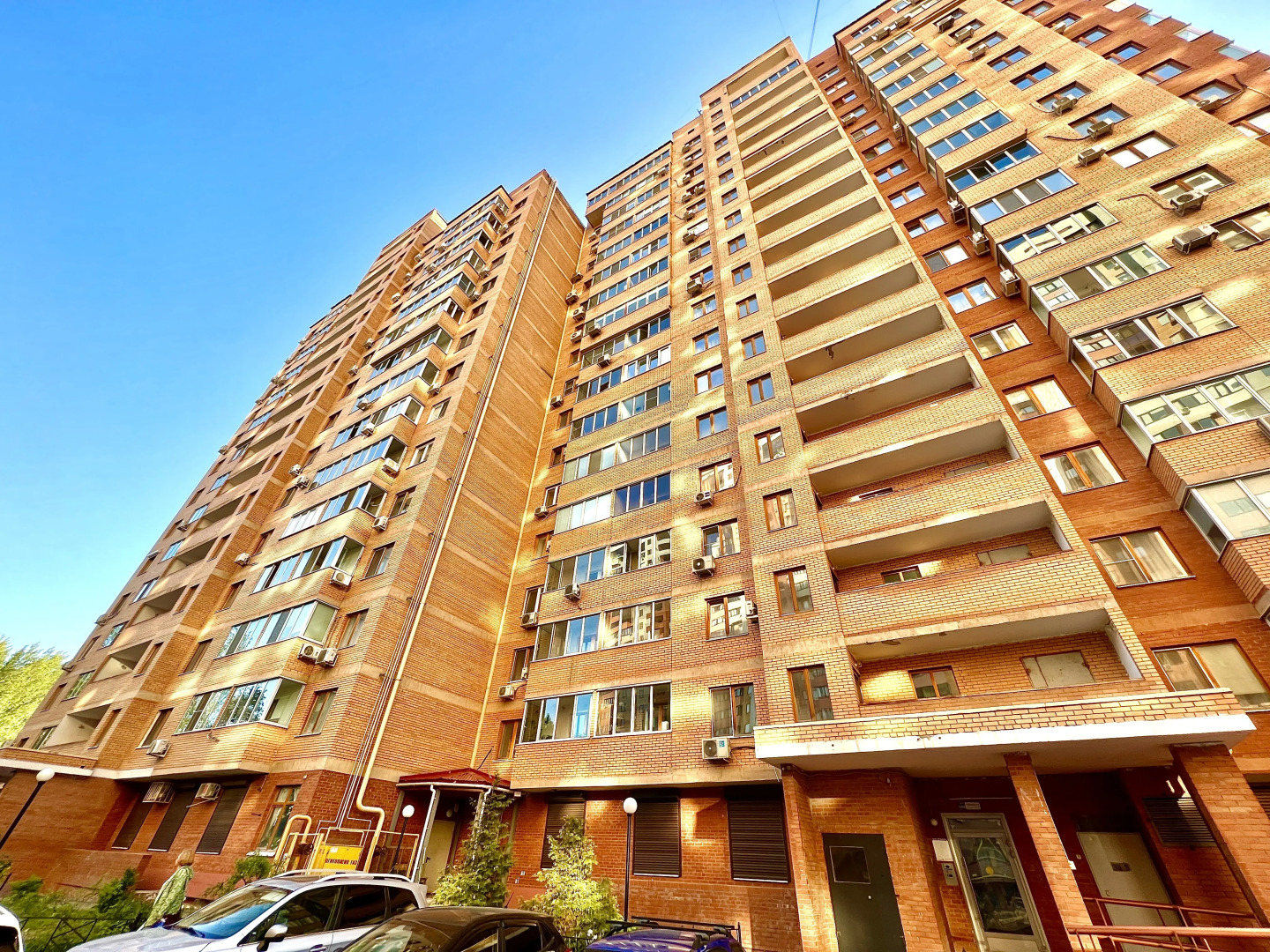 Апартаменты двухкомнатные на 13 этаже в ЖК Современник рядом с МТЛ-Арена